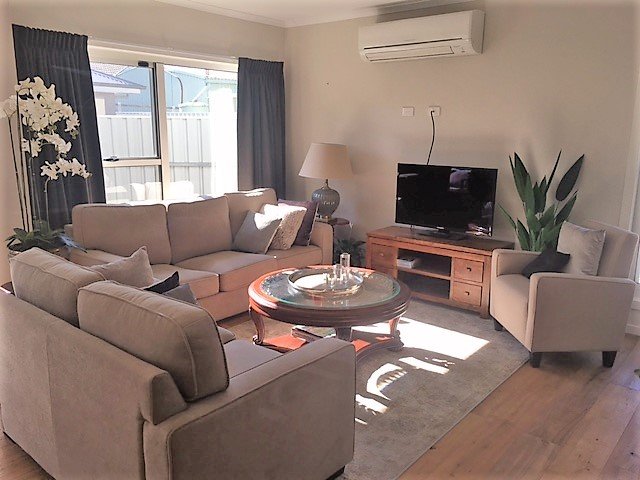2 / 358 Rau Street EAST ALBURY 2