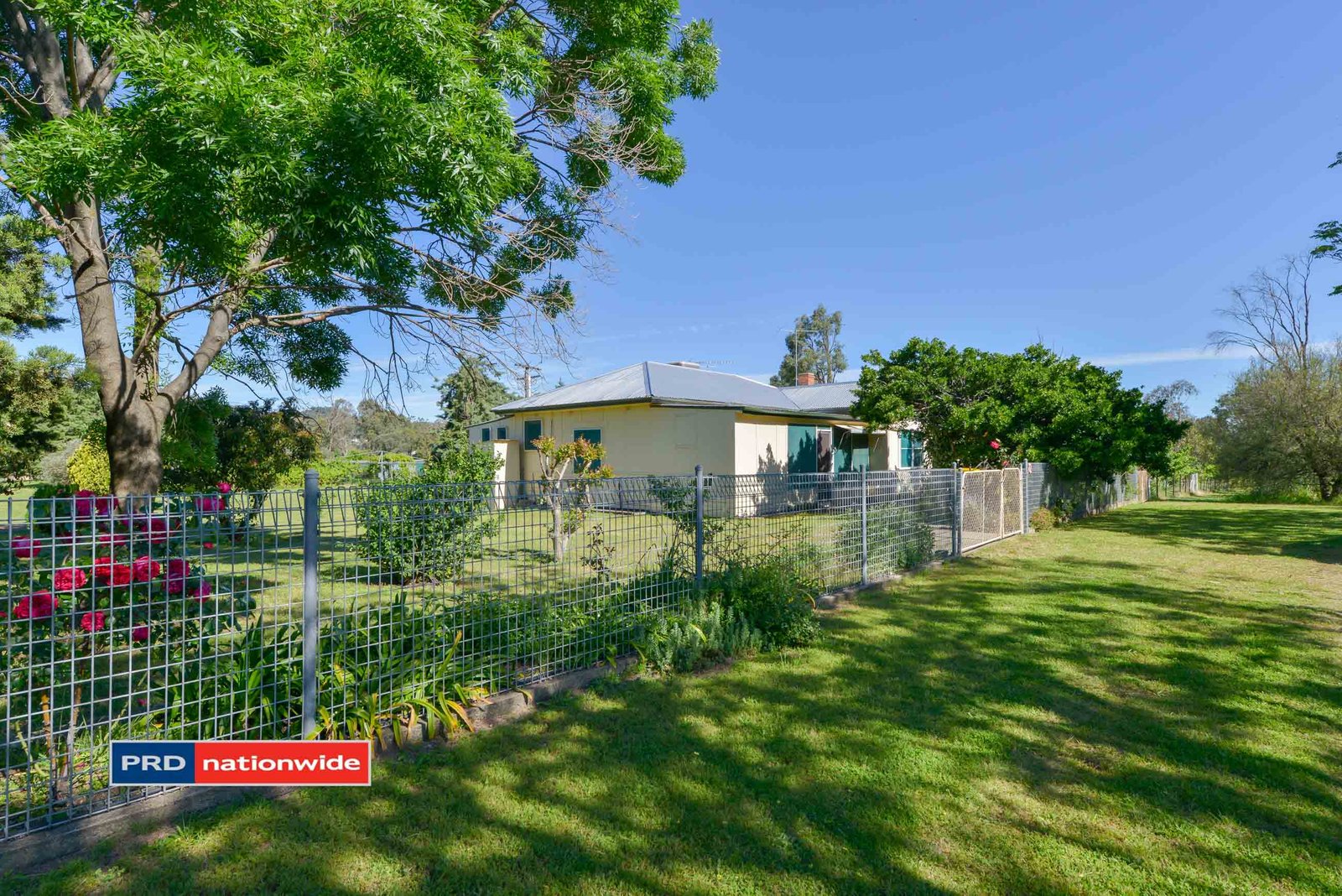 2 - 4 Edward Street MOONBI 6