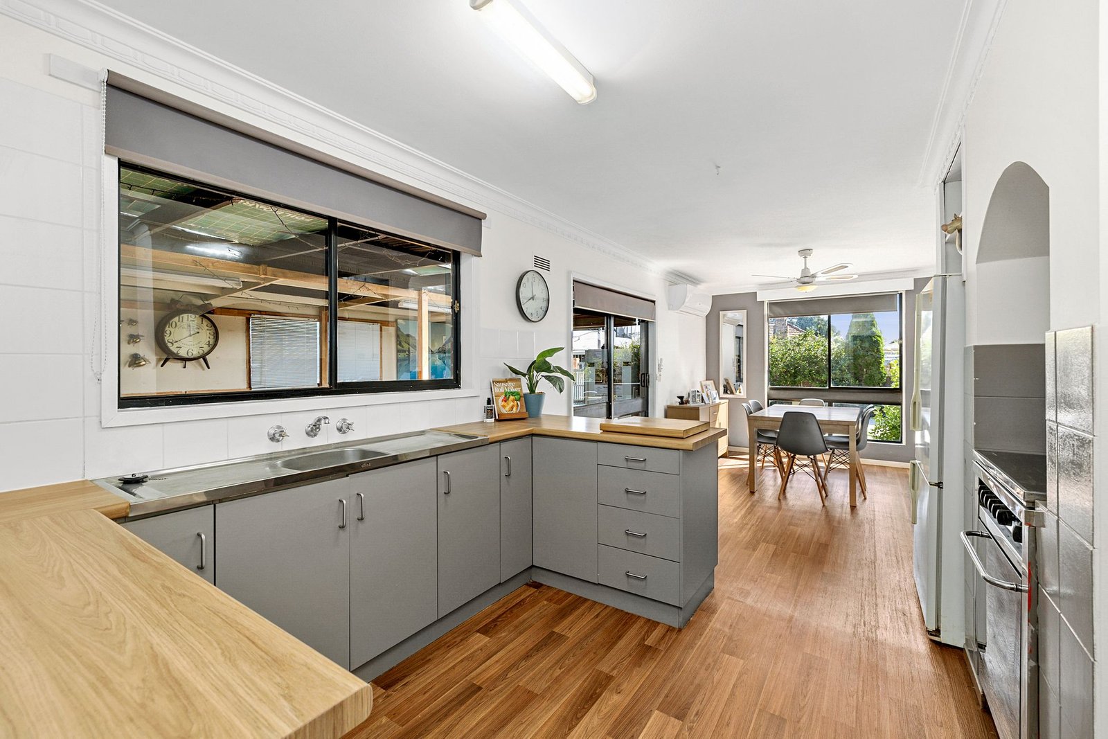 Gallery: 2-4 Edwards Street