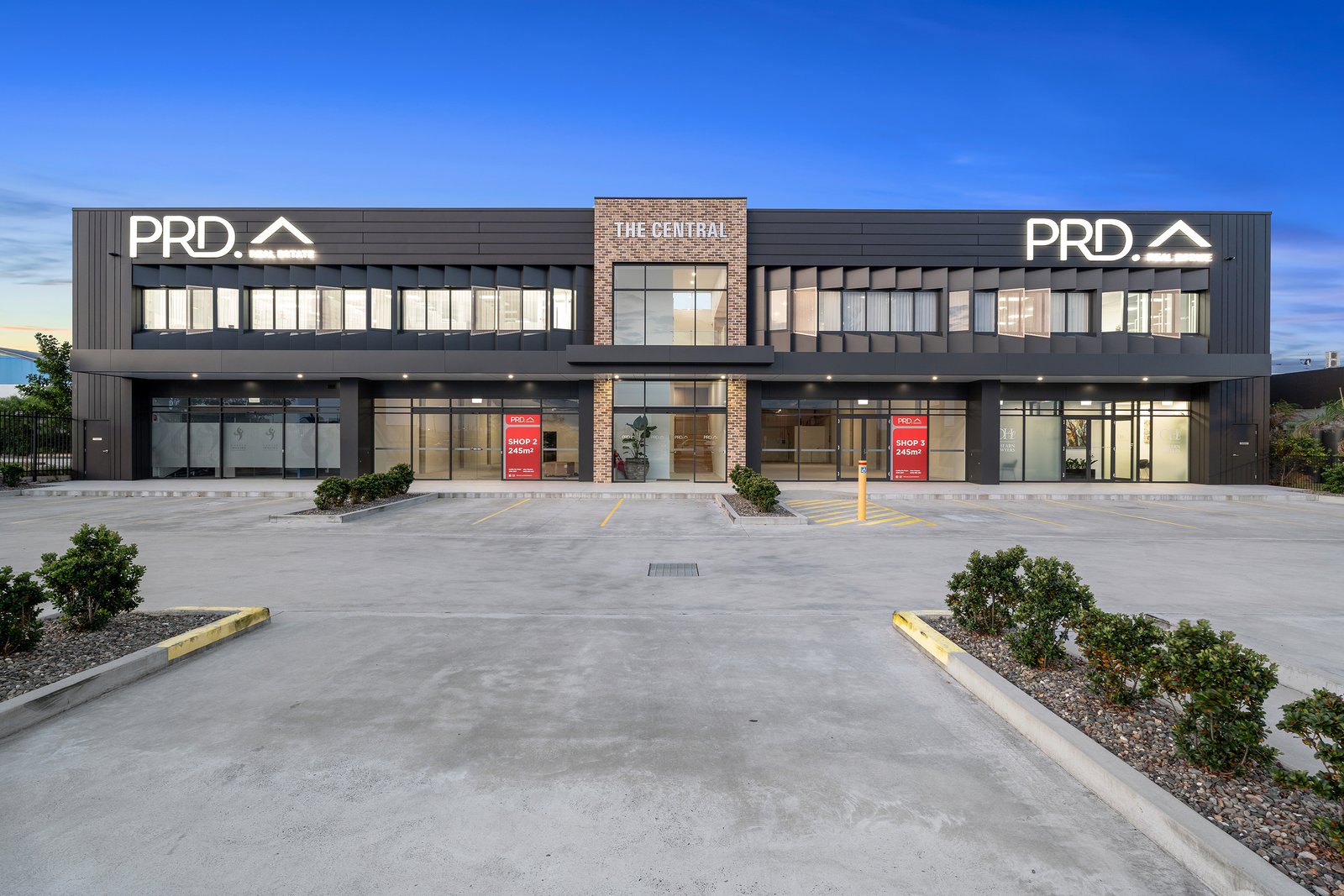 2 & 4/4 Central Avenue SALAMANDER BAY 6