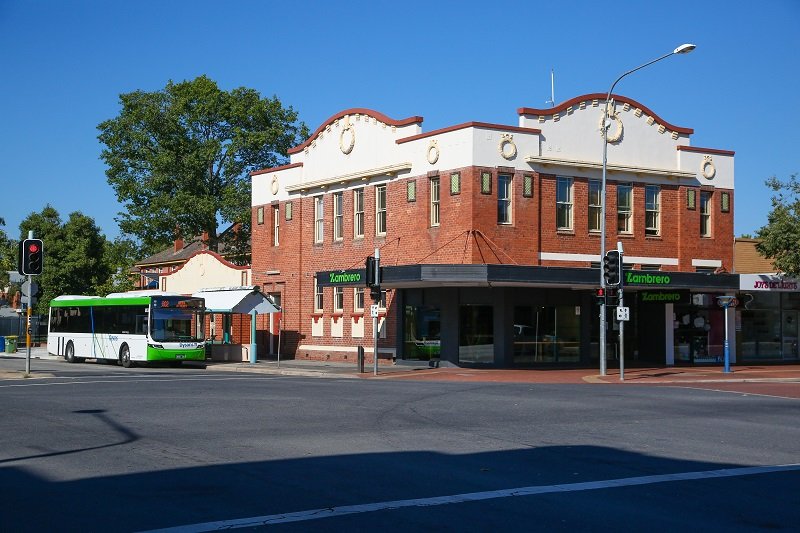 2 / 461 Dean Street ALBURY 8