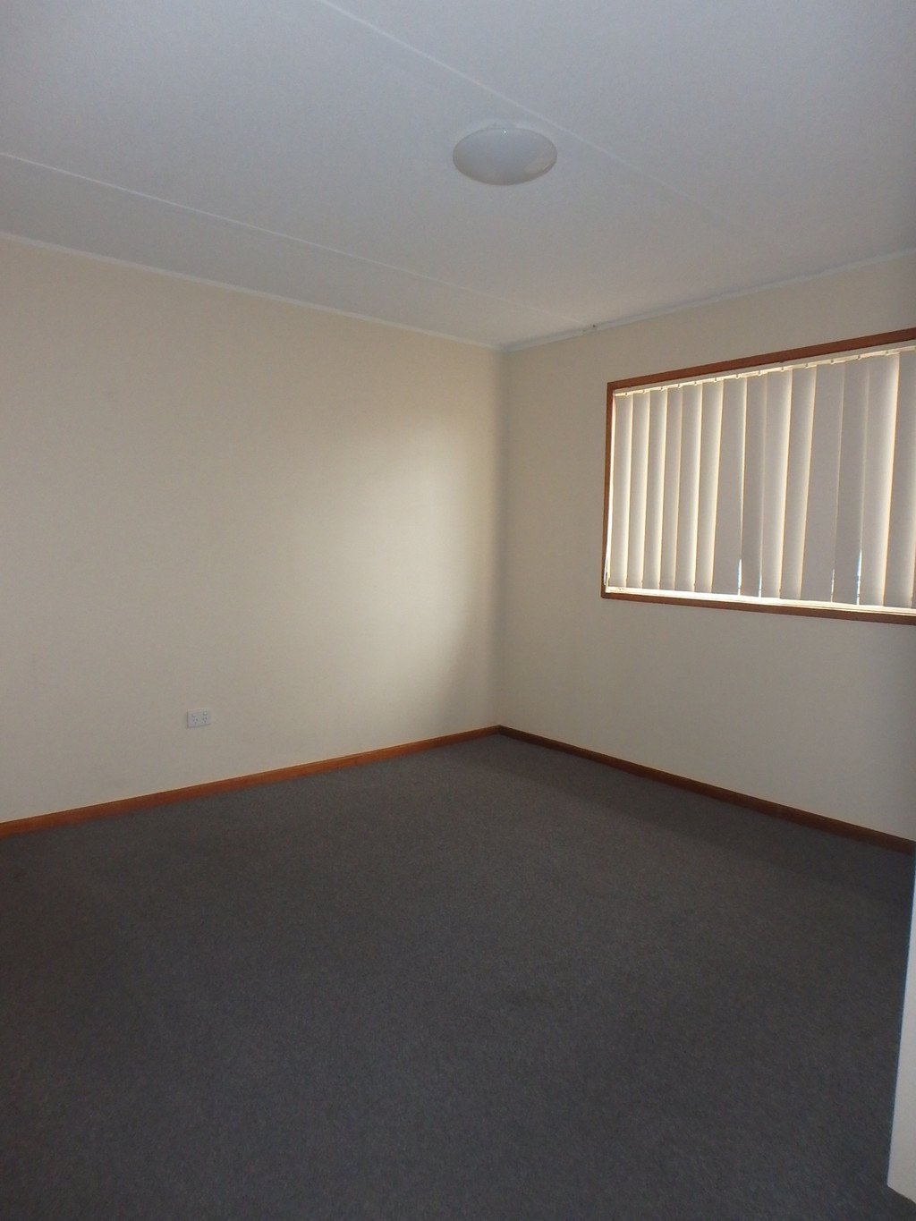 2 / 68 Bold Street LAURIETON 4