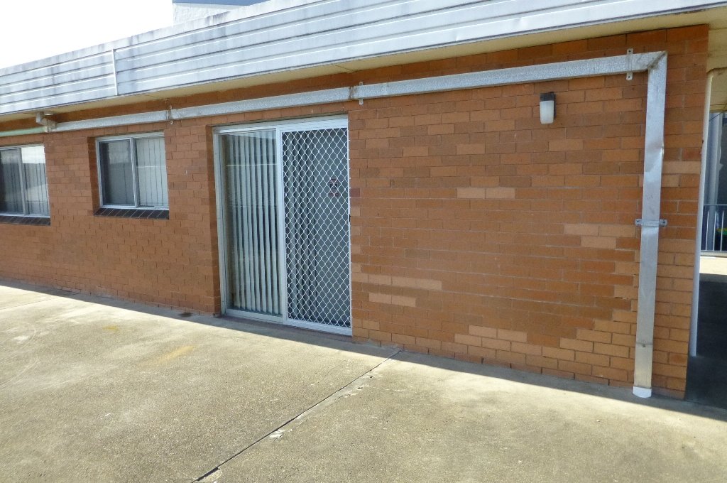 2 / 68 Bold Street LAURIETON 1