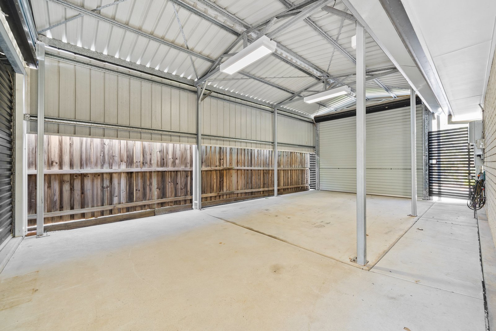 2 ACER Place REDLAND BAY 9