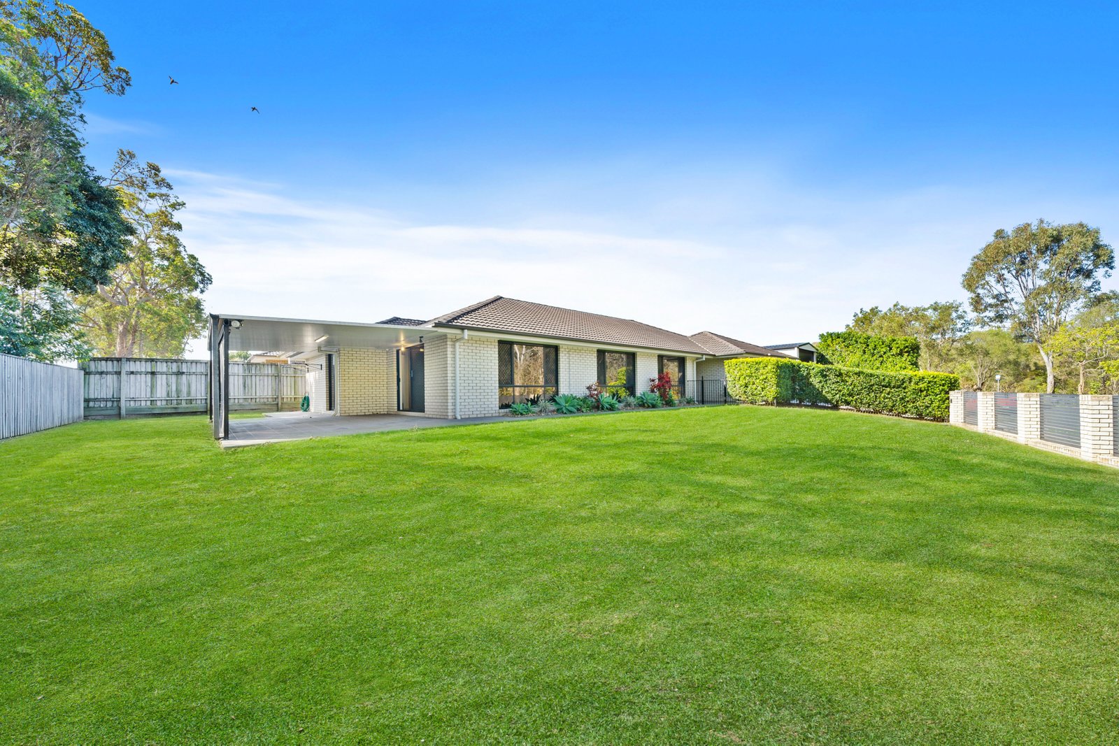 2 ACER Place REDLAND BAY 10