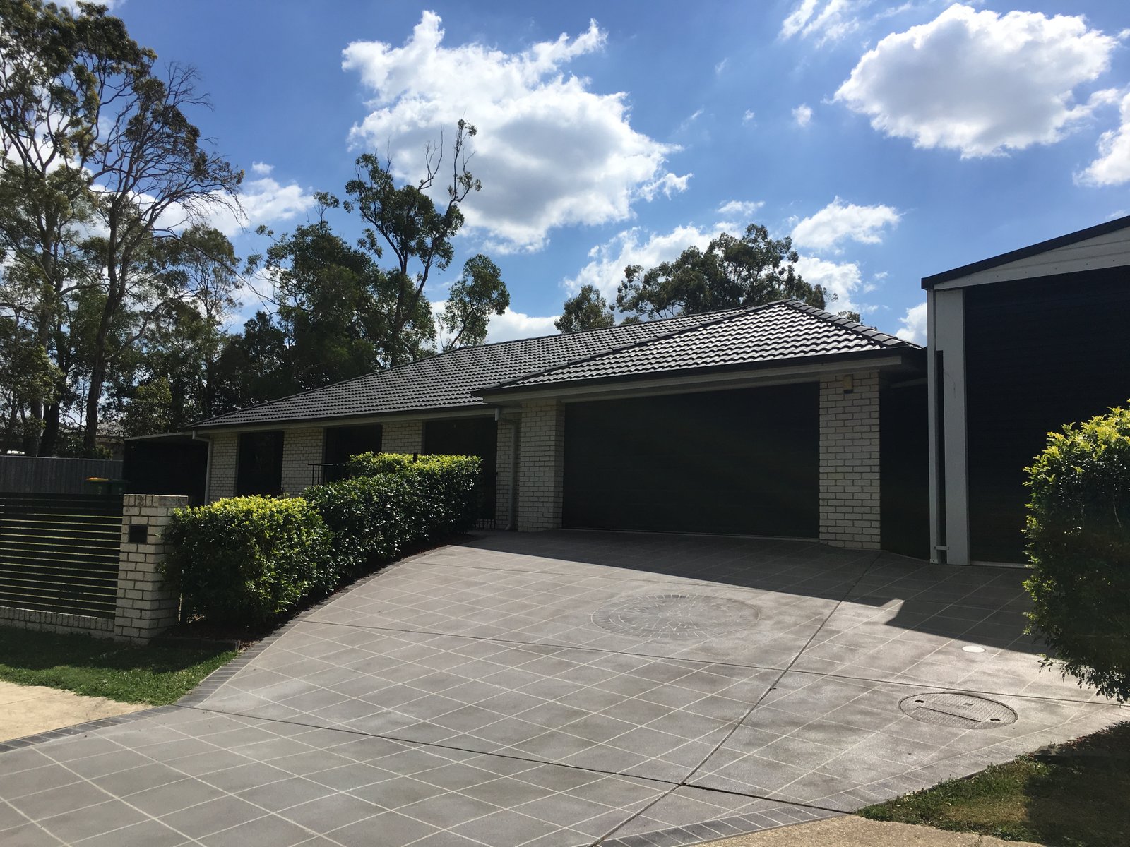 2 ACER Place REDLAND BAY 2