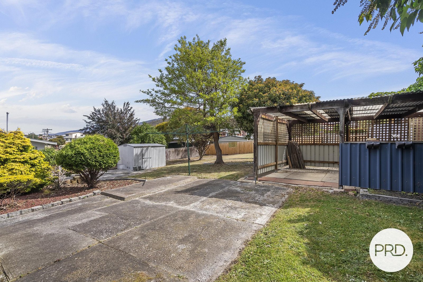 2 Adelphi Road CLAREMONT 9