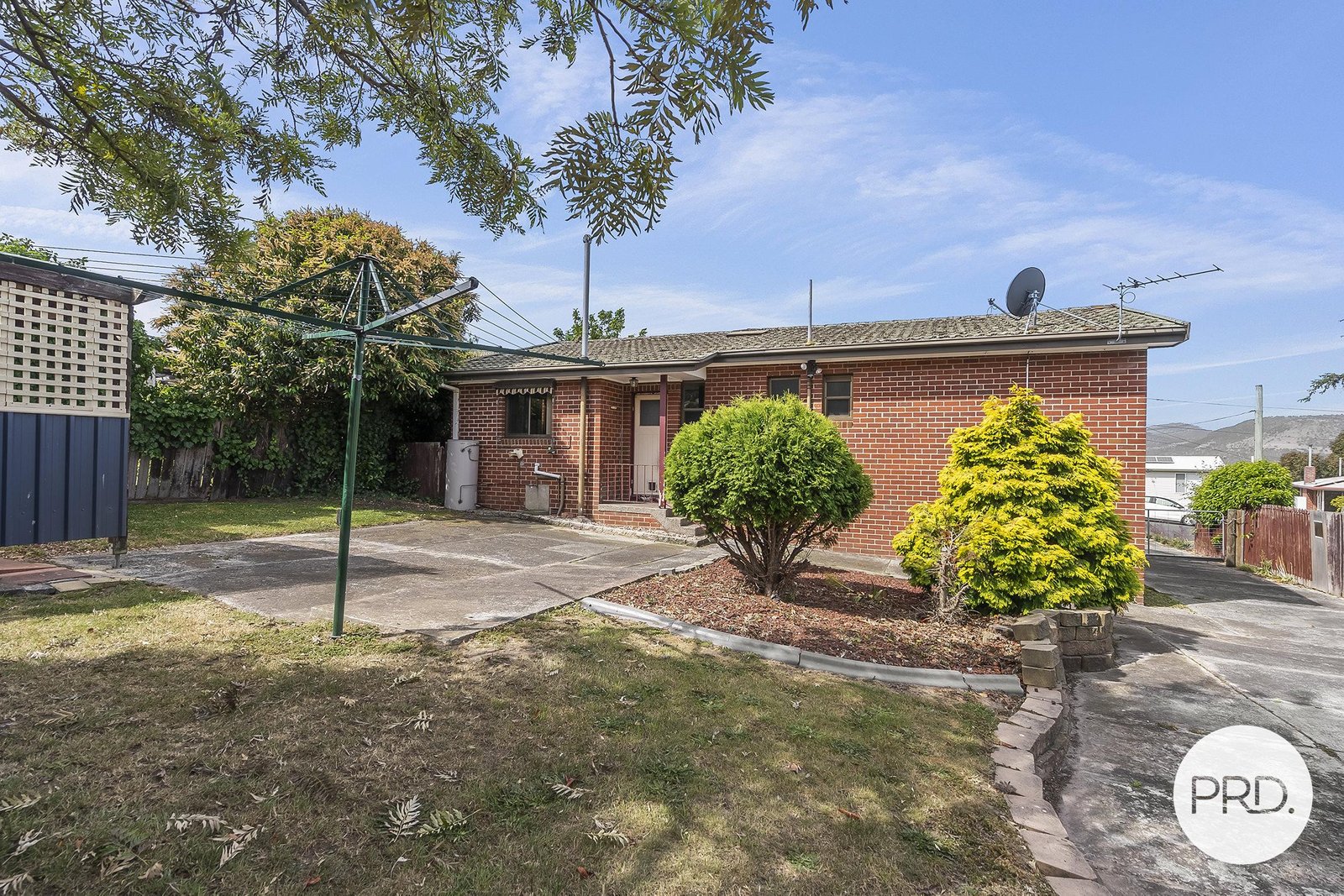 2 Adelphi Road CLAREMONT 10