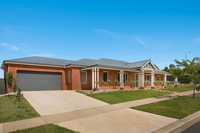 2 Ainsworth Street HUNTLY 2