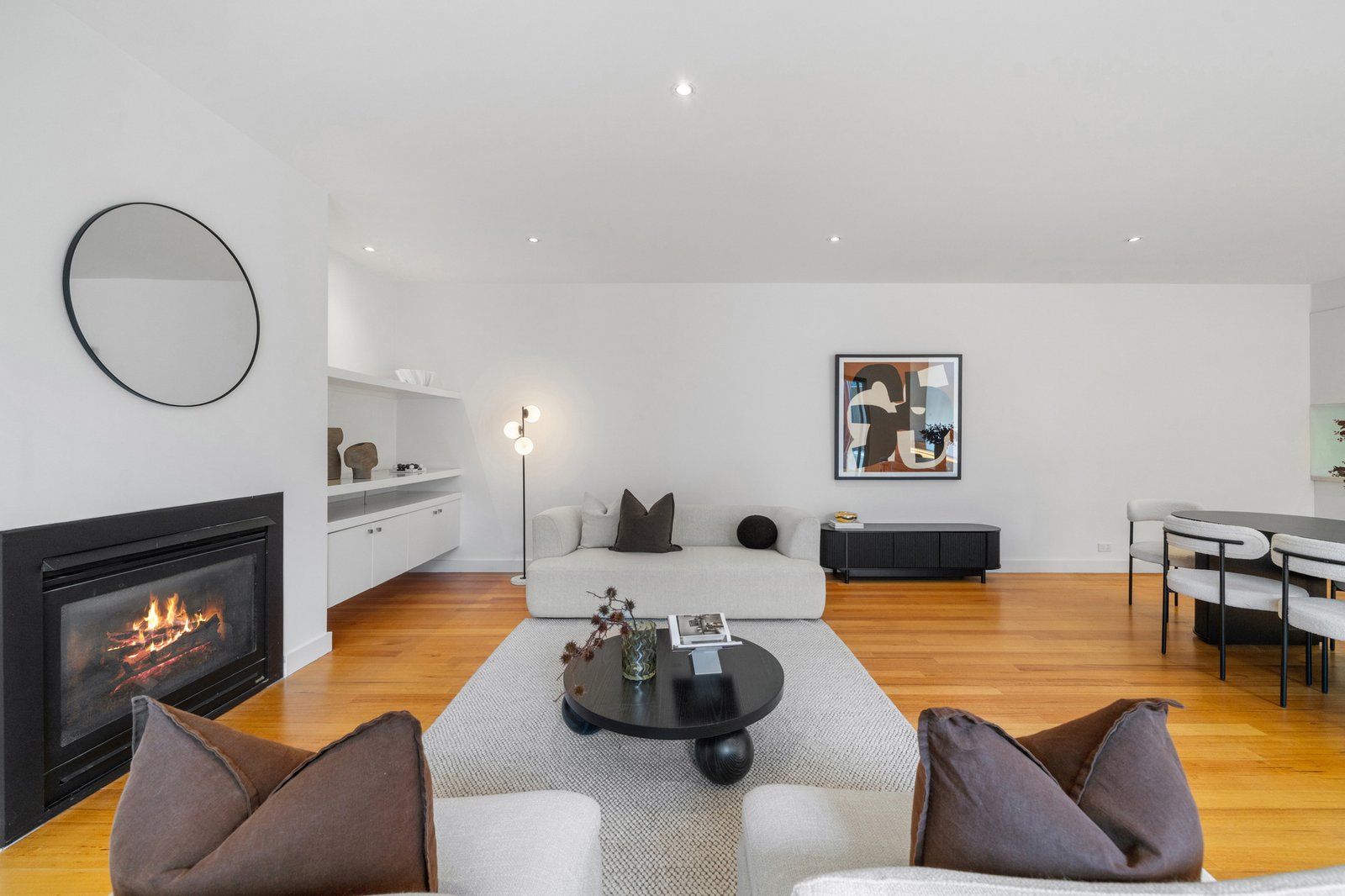 Gallery: 2 Aintree Road