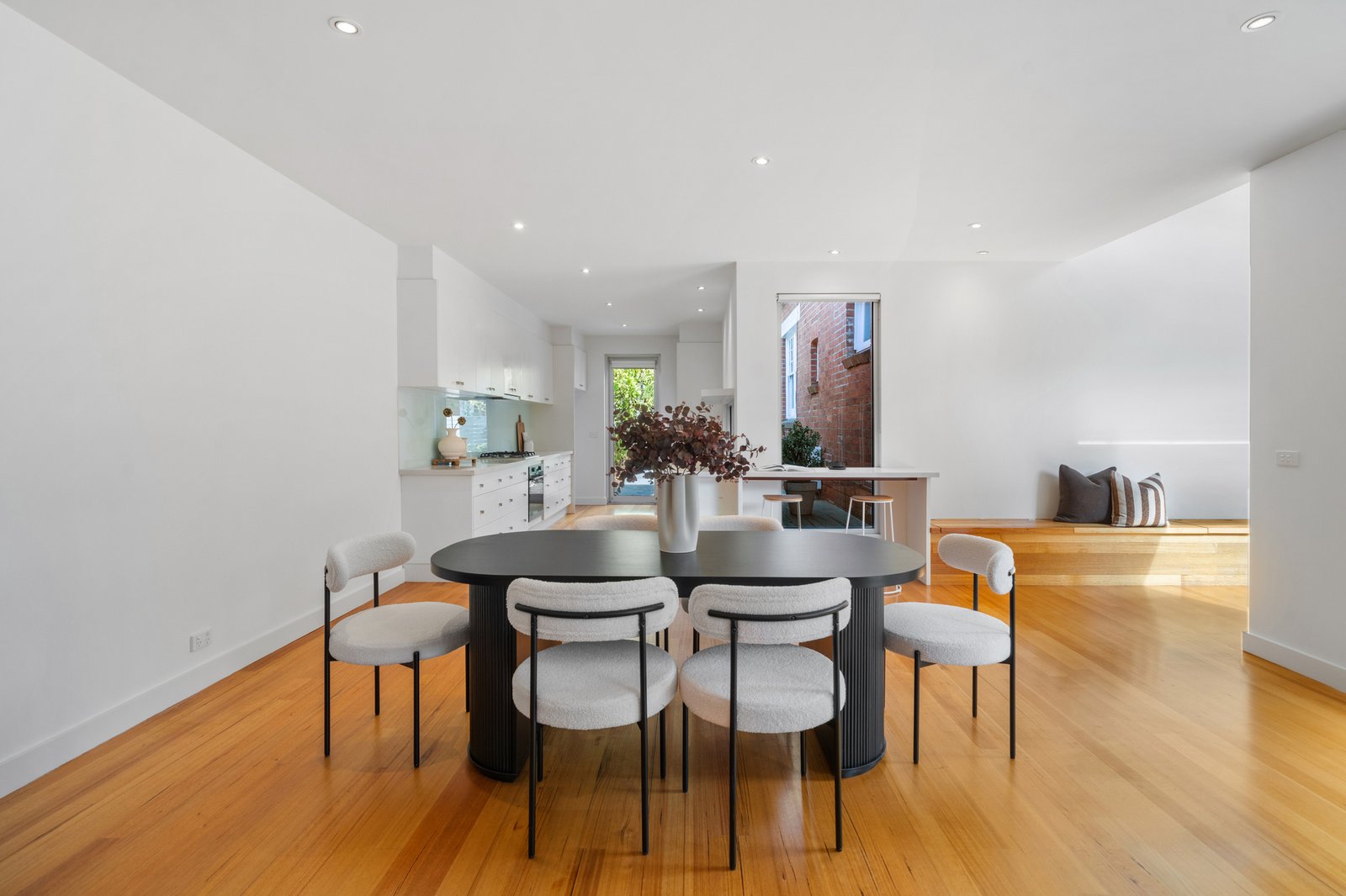 Gallery: 2 Aintree Road