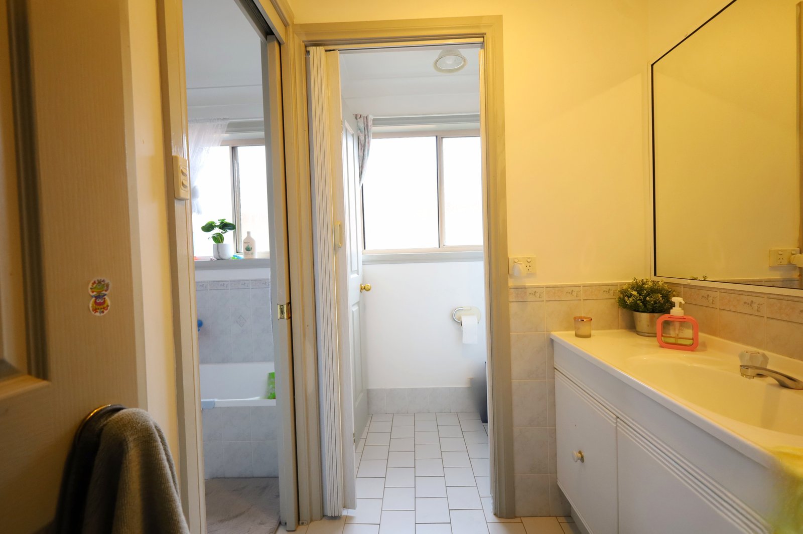 2 Alan Ridley Place ORANGE 8