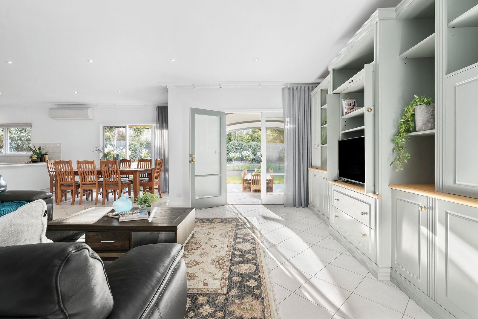 Real Estate and Property in 2 Alandale Avenue, Balwyn, VIC