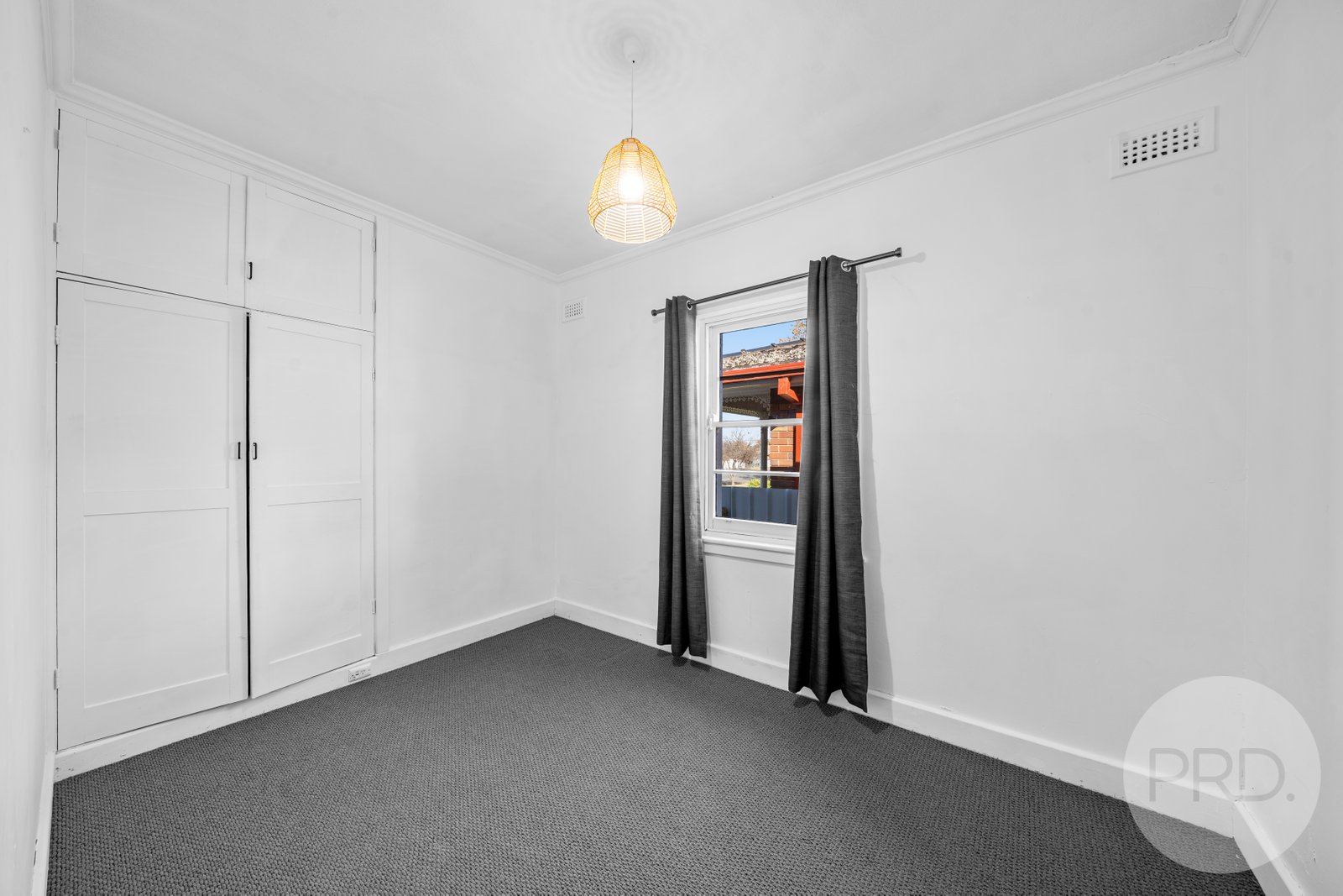 2 Albury Street WAGGA WAGGA 10