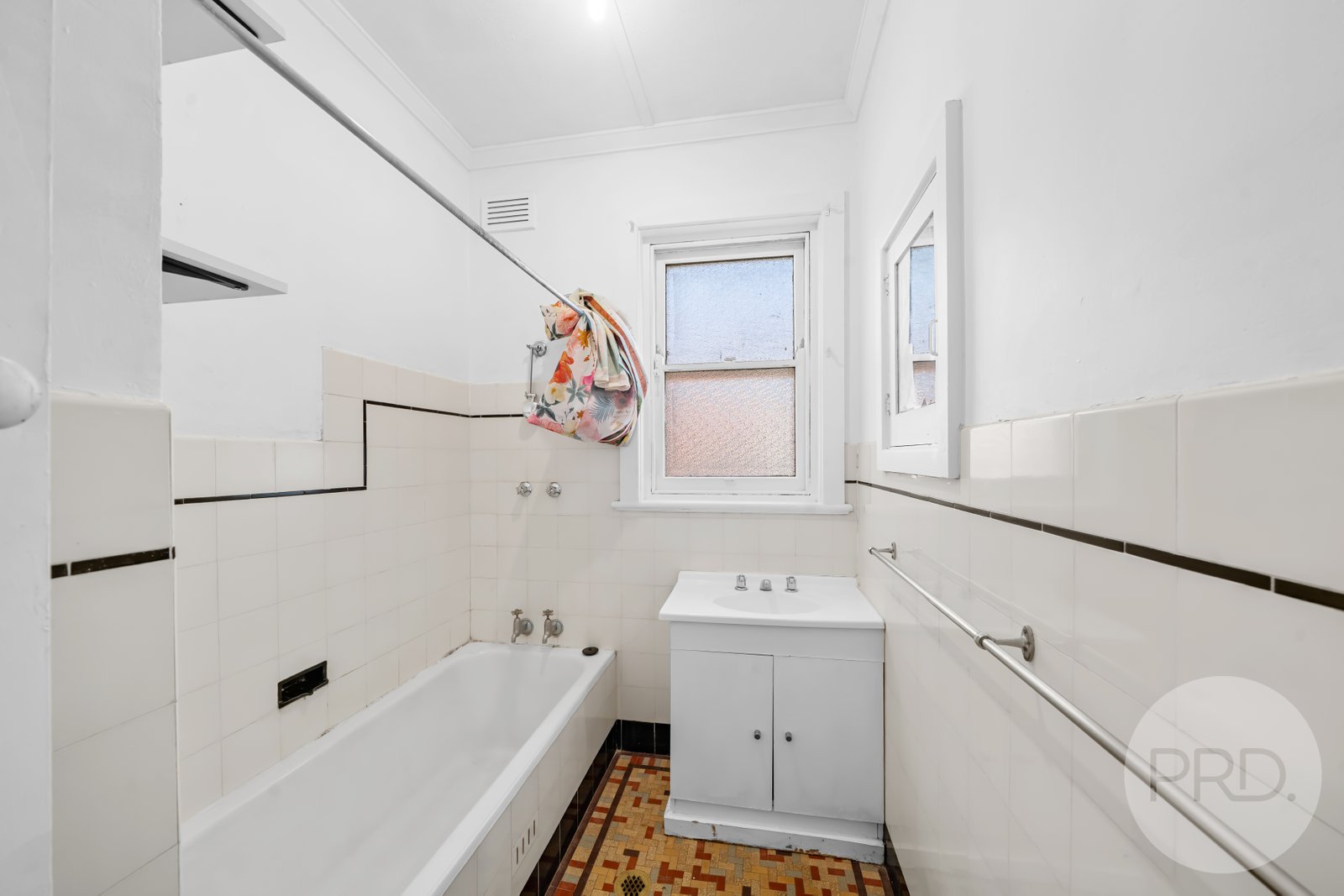 2 Albury Street WAGGA WAGGA 11