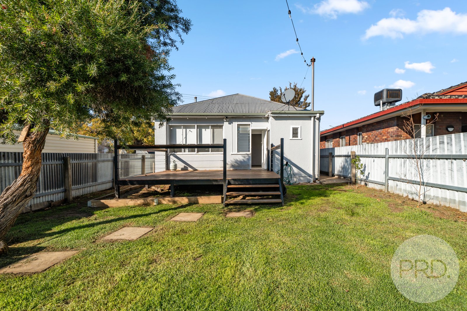 2 Albury Street WAGGA WAGGA 14