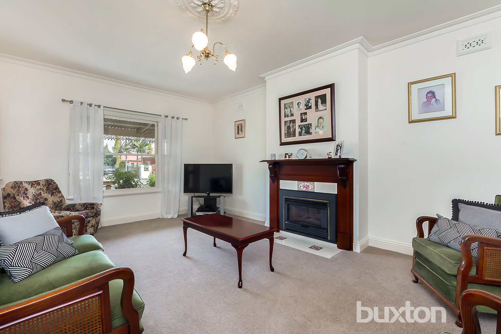 Gallery: 2 Alderley Court
