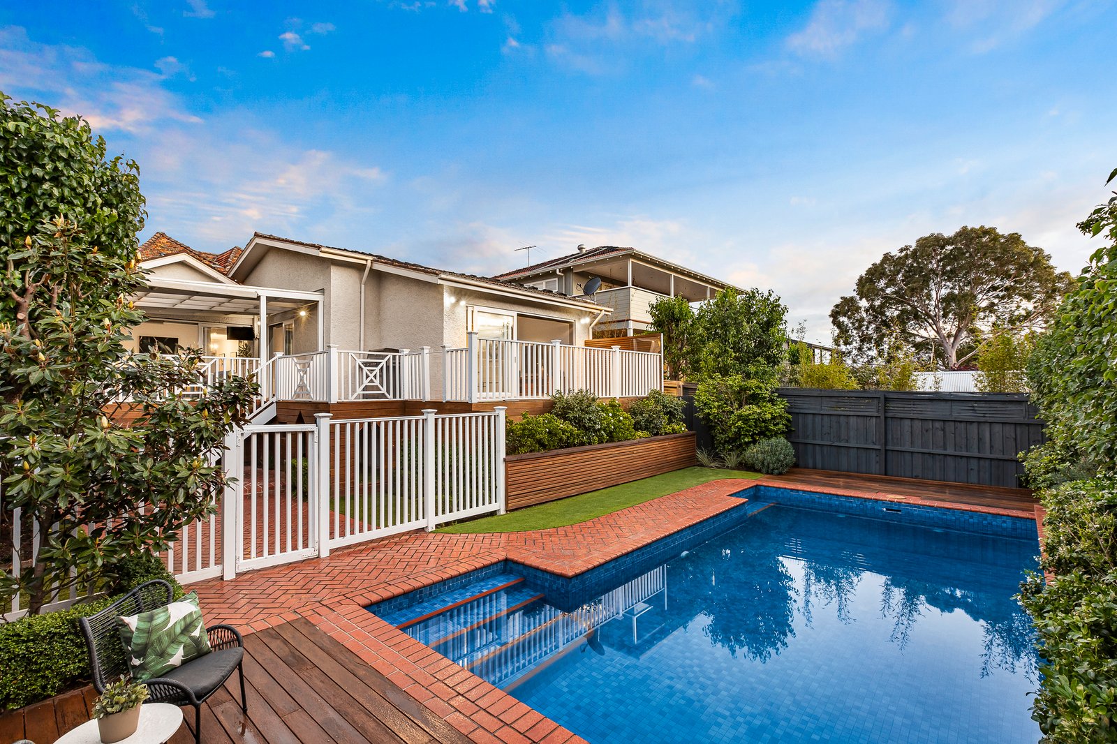 2 Allison Avenue, Glen Iris, 3146