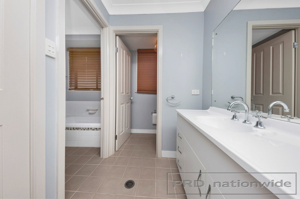 2 Allwood Cl  BRANXTON 9