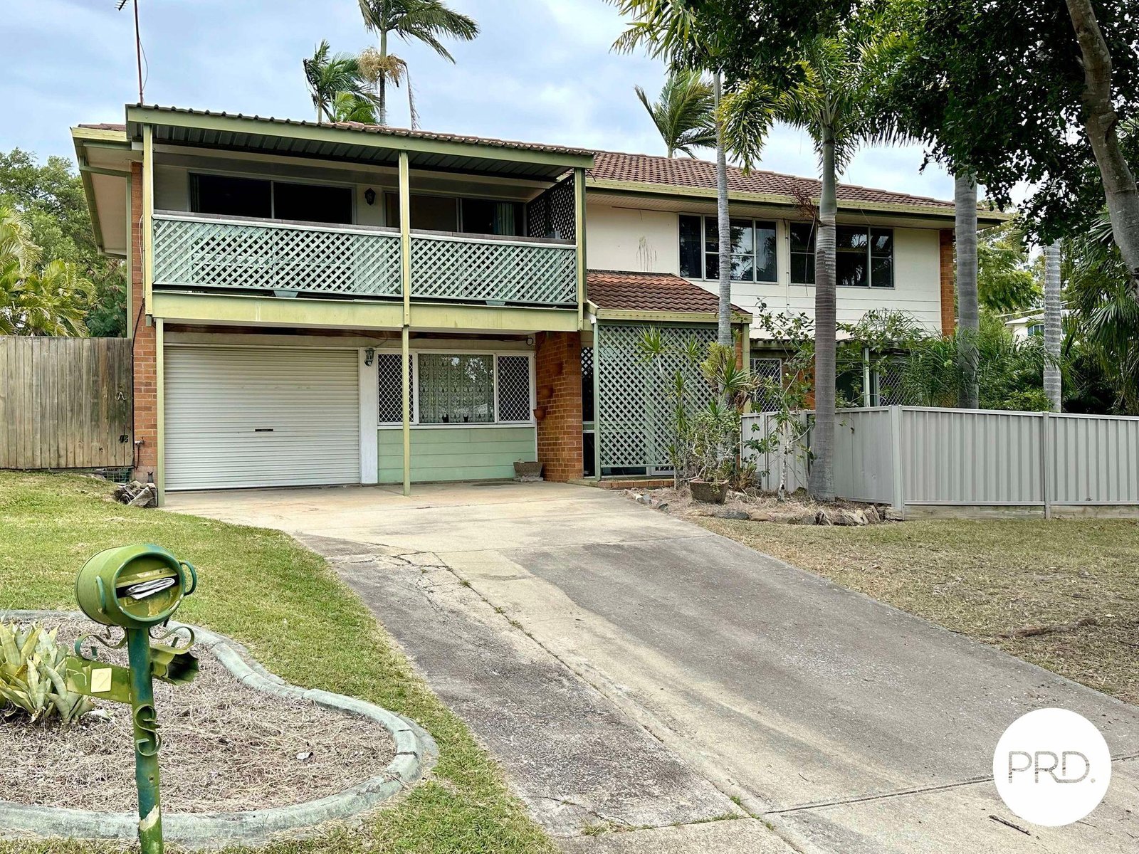 2 AMAROO Street BOYNE ISLAND 1