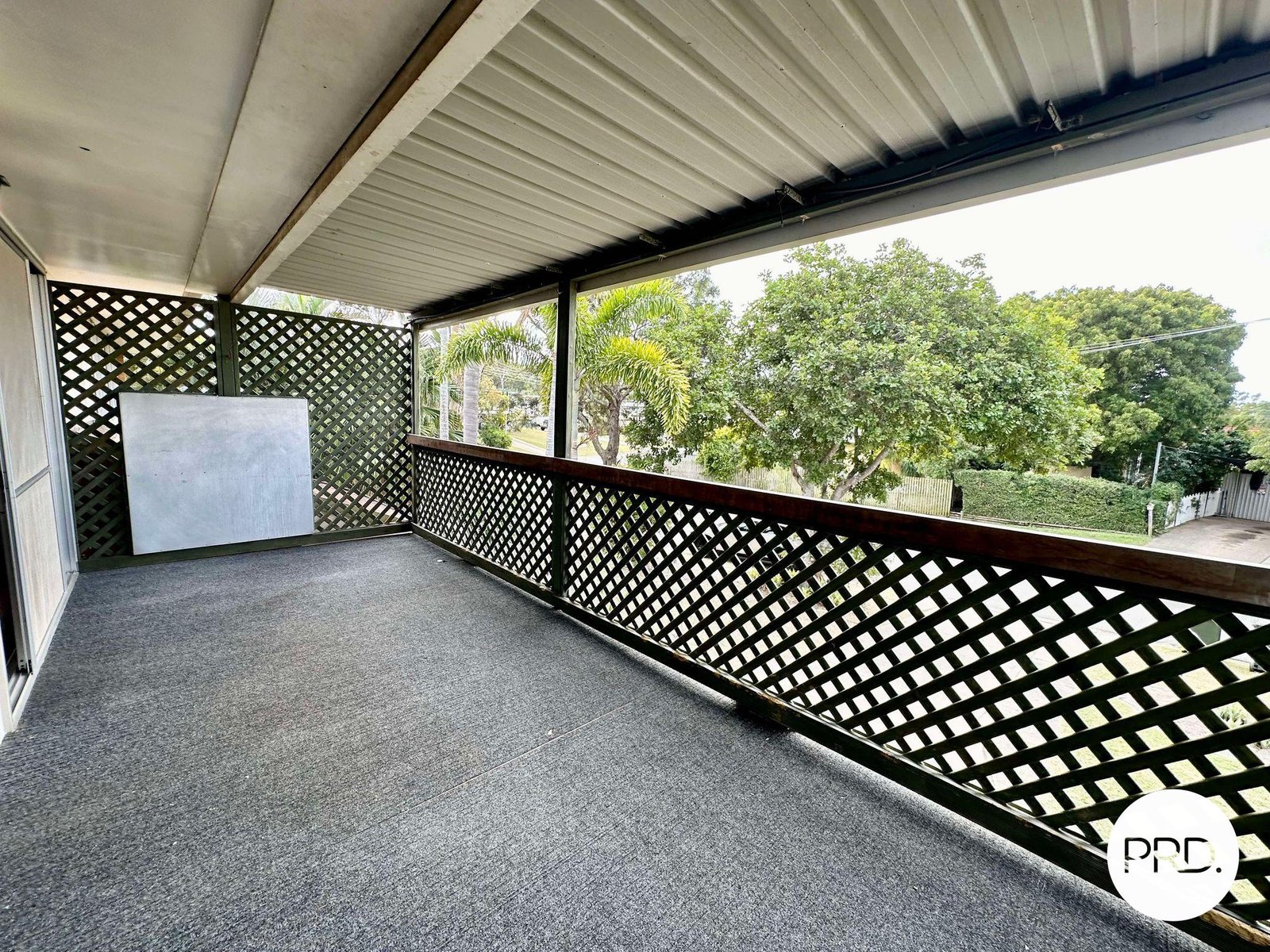 2 AMAROO Street BOYNE ISLAND 9