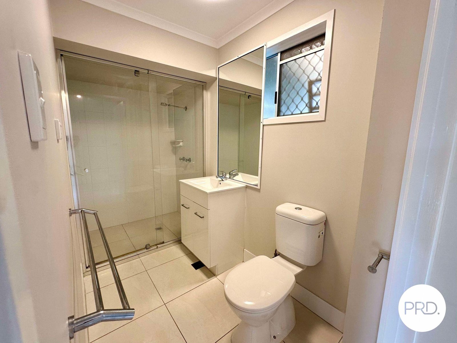 2 AMAROO Street BOYNE ISLAND 17
