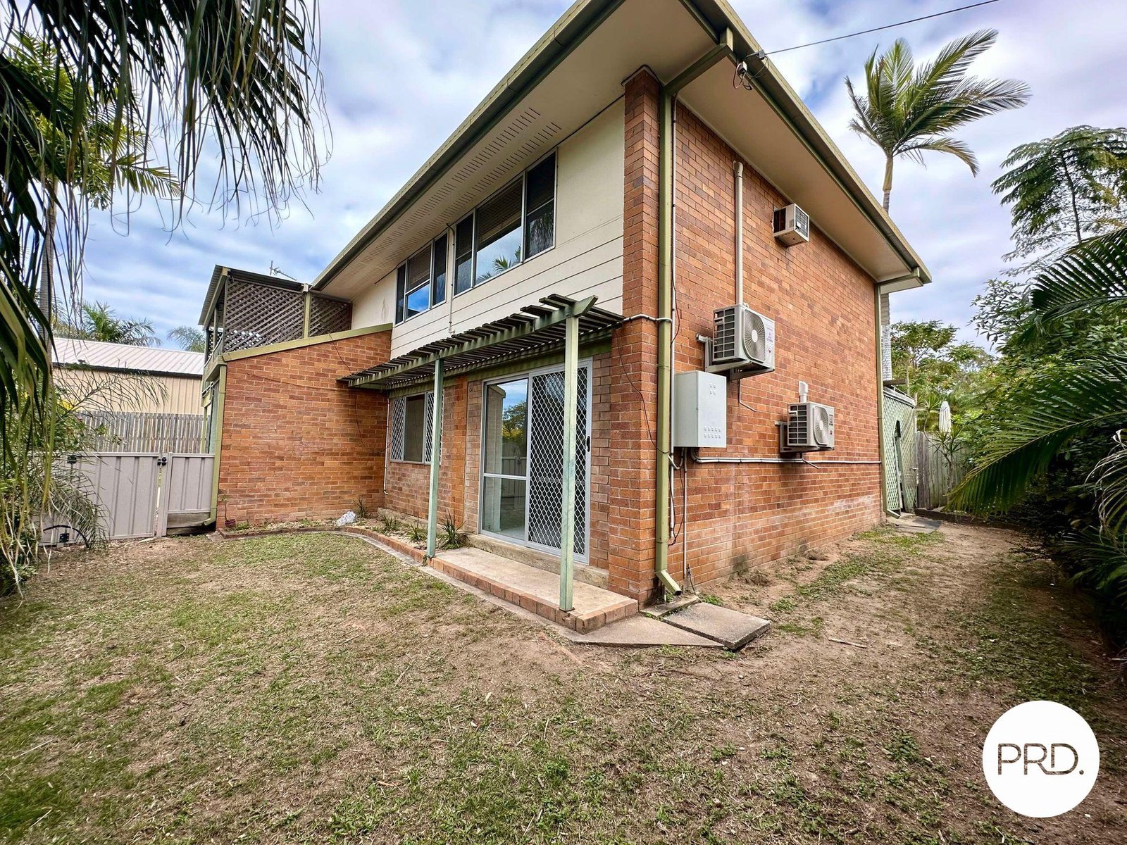 2 AMAROO Street BOYNE ISLAND 19