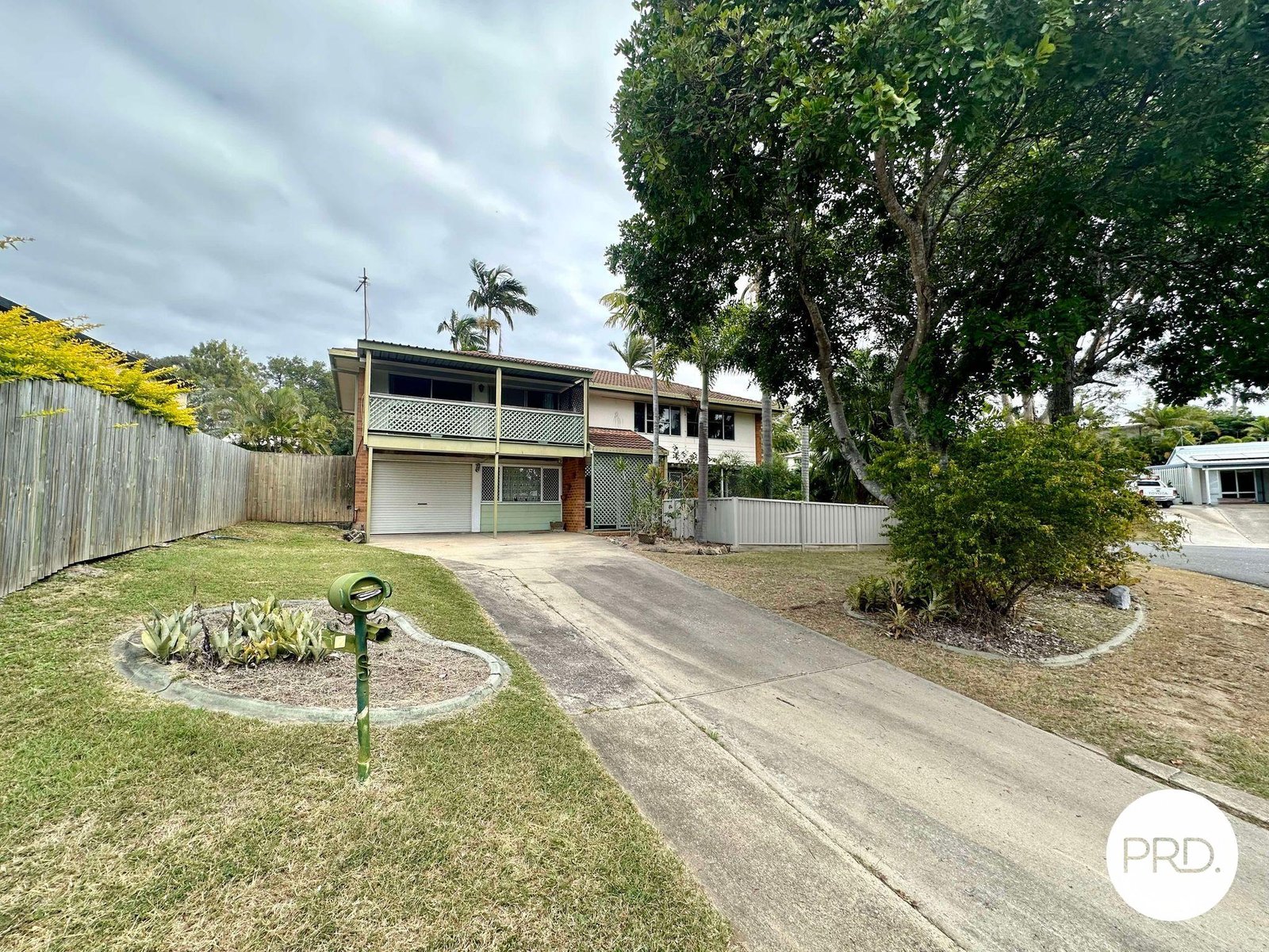 2 AMAROO Street BOYNE ISLAND 29