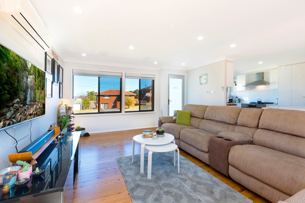 2 Anna Avenue WARRAWONG 3