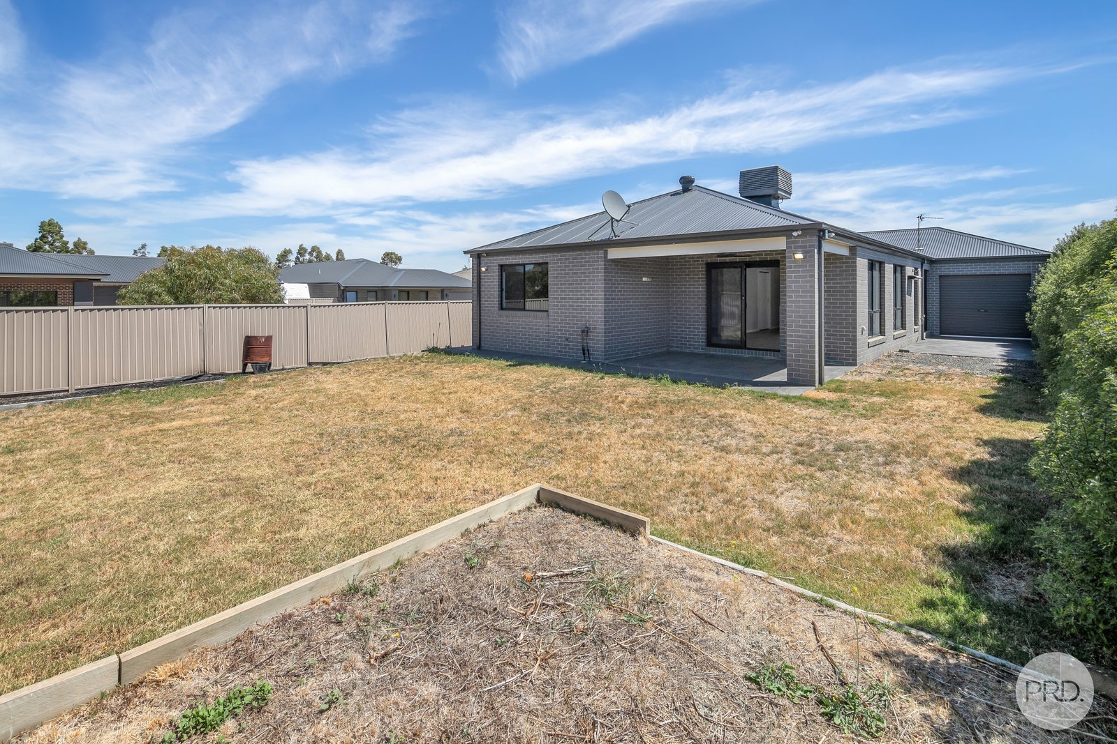 2 Anneke Way WINTER VALLEY 13