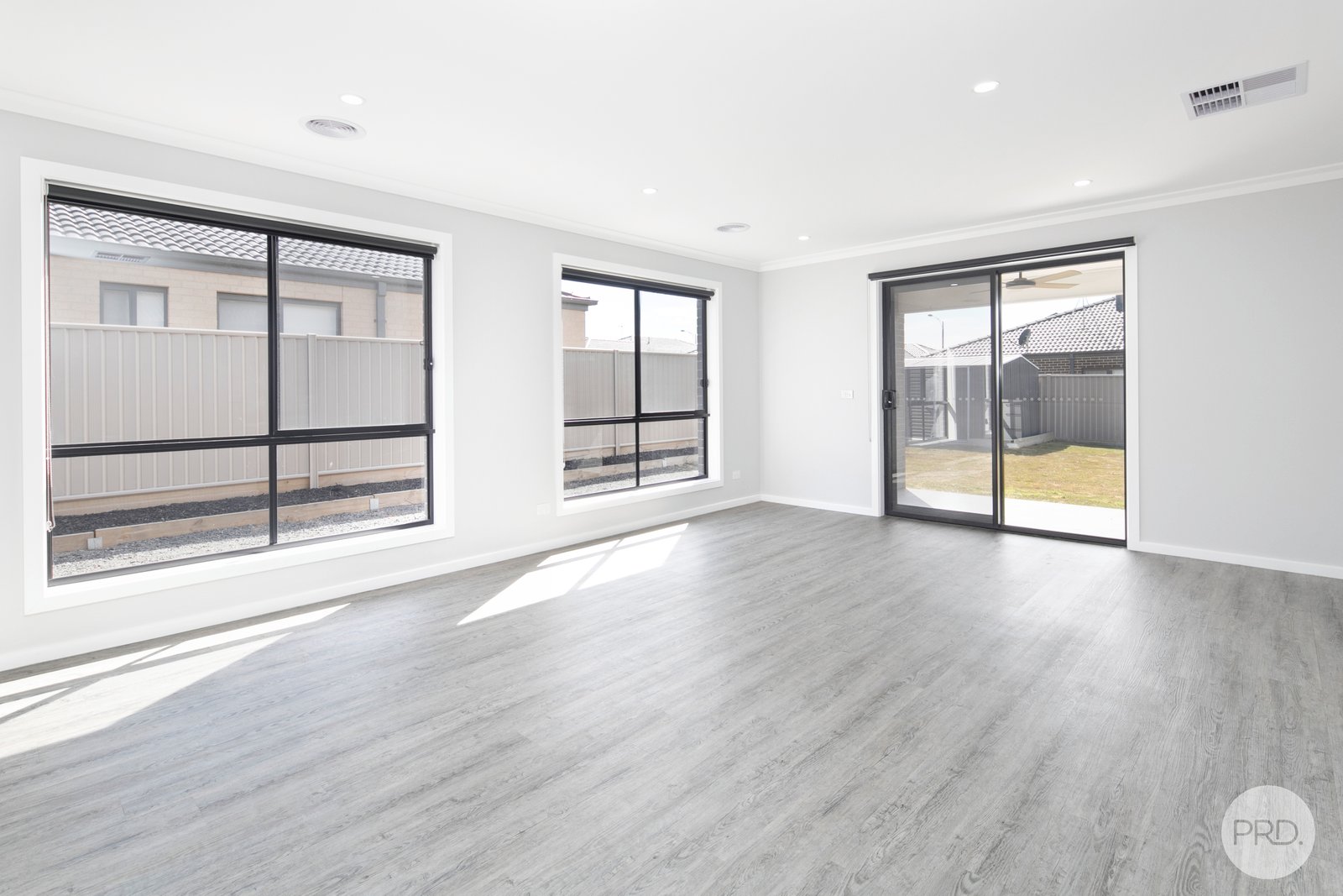 2 Anneke Way WINTER VALLEY 6