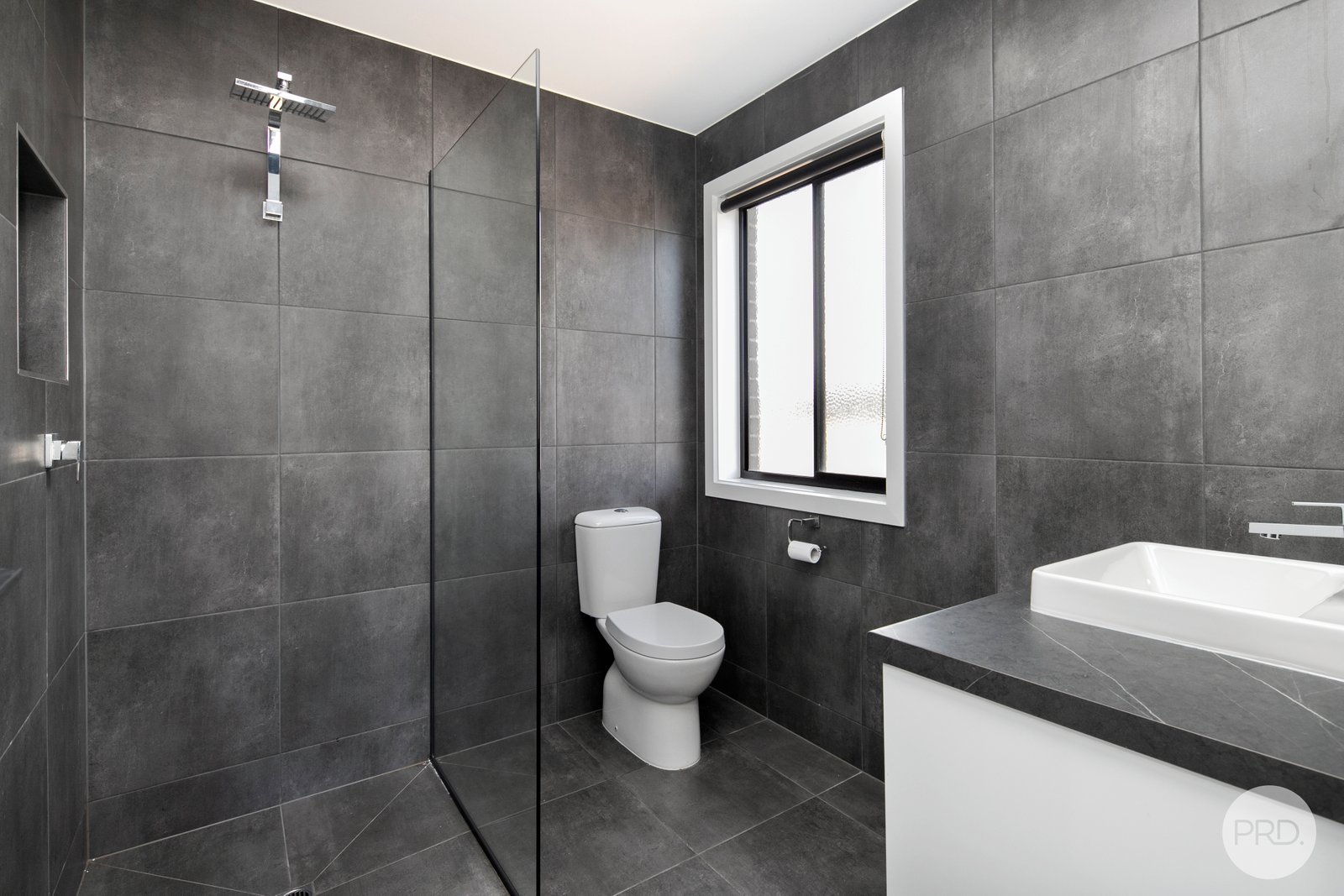 2 Anneke Way WINTER VALLEY 8