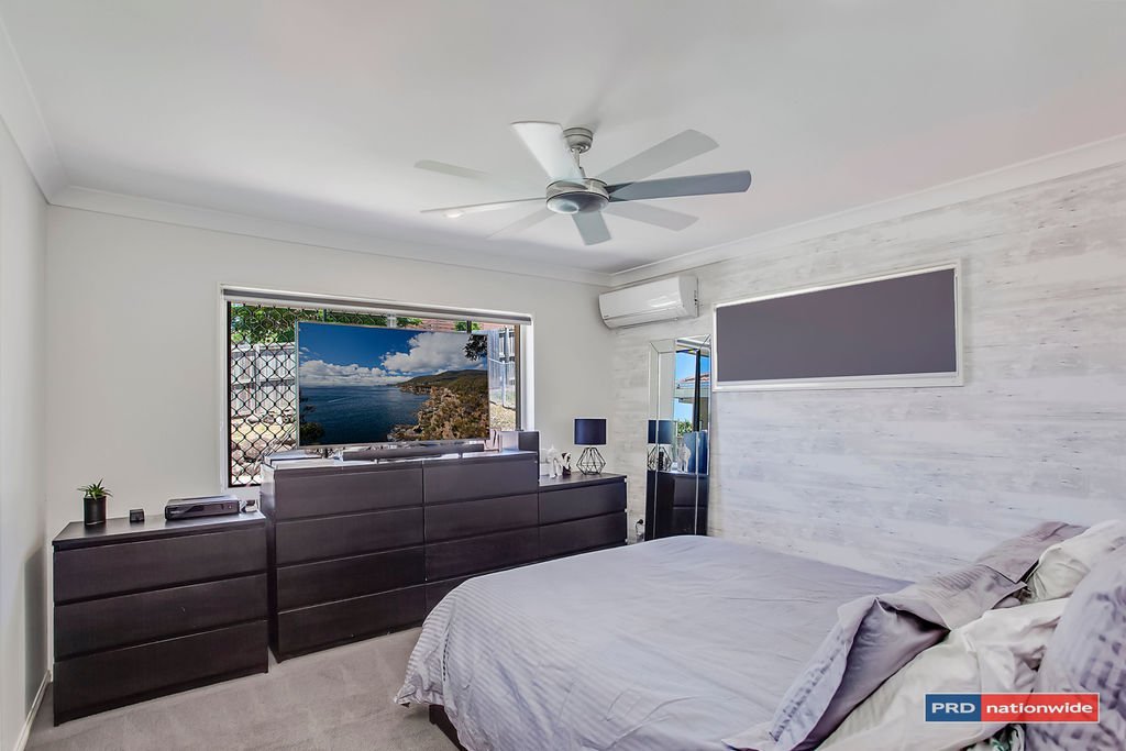 2 Arbury Hill Close BURLEIGH HEADS 8