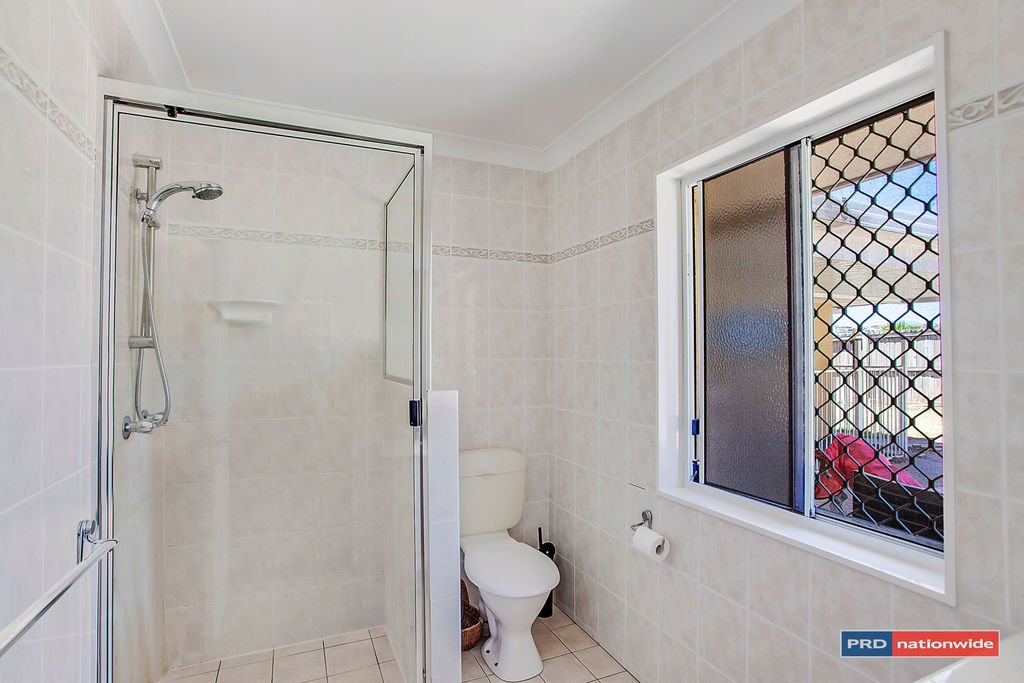2 Arbury Hill Close BURLEIGH HEADS 9