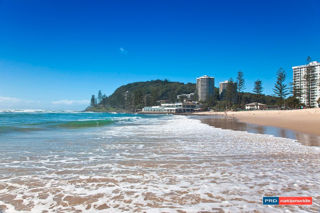 2 Arbury Hill Close BURLEIGH HEADS 17