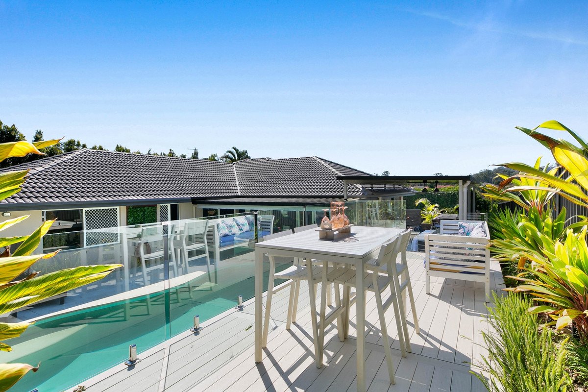 2 Arbury Hill Close Burleigh Heads 2