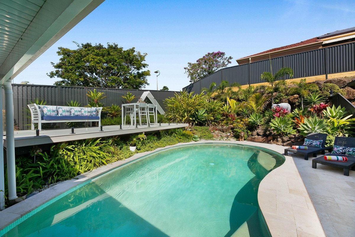 2 Arbury Hill Close Burleigh Heads 13