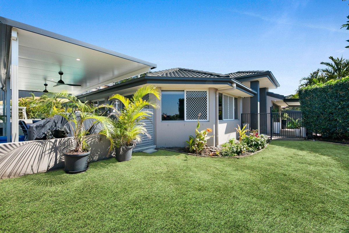 2 Arbury Hill Close Burleigh Heads 24