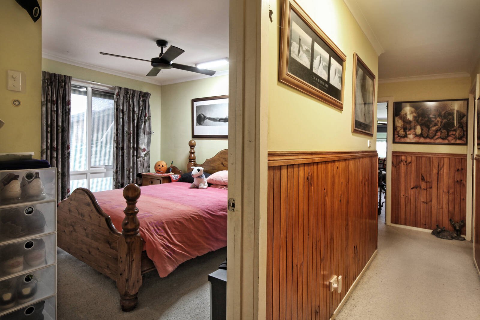 Real Estate and Property in 2 Arnold Court, Woodend, VIC