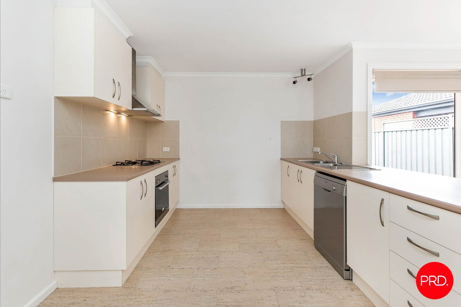 2 Arrawalli Avenue ASCOT 3