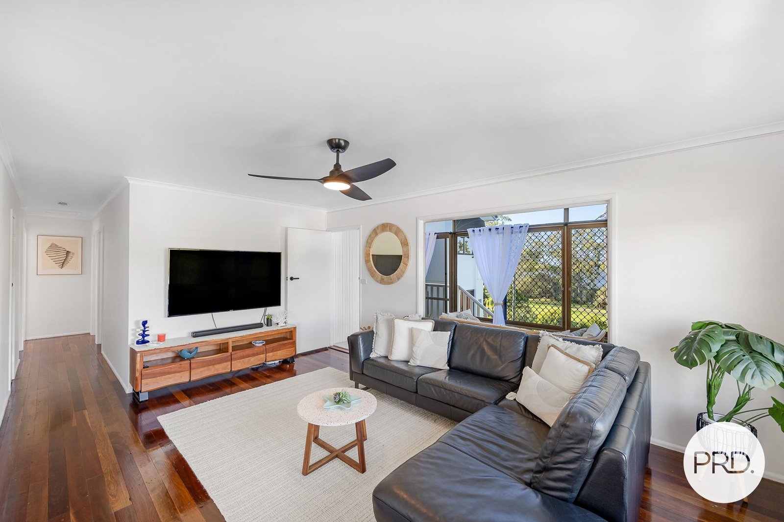 2 Arthur Street BOYNE ISLAND 8