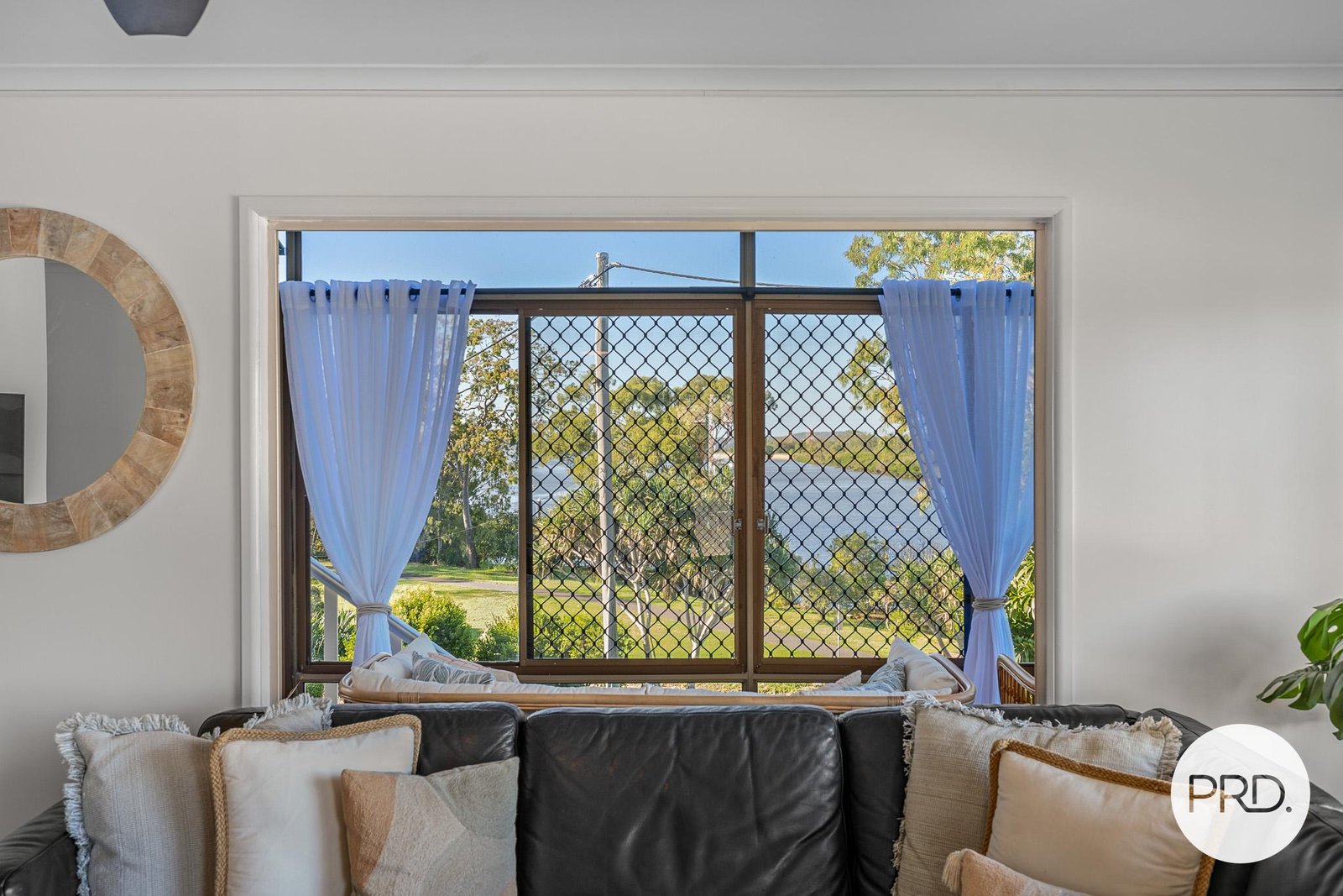 2 Arthur Street BOYNE ISLAND 10