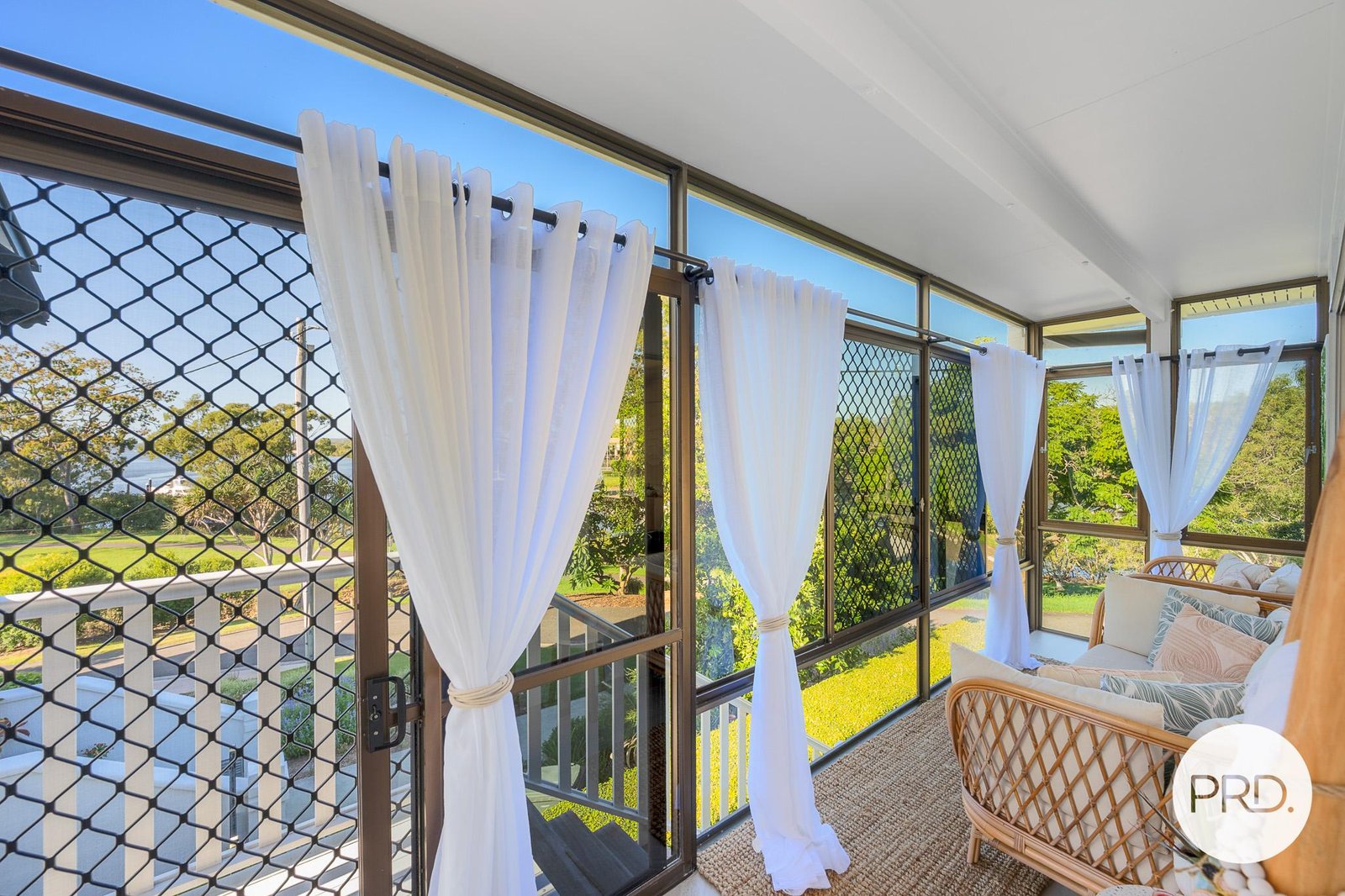 2 Arthur Street BOYNE ISLAND 11