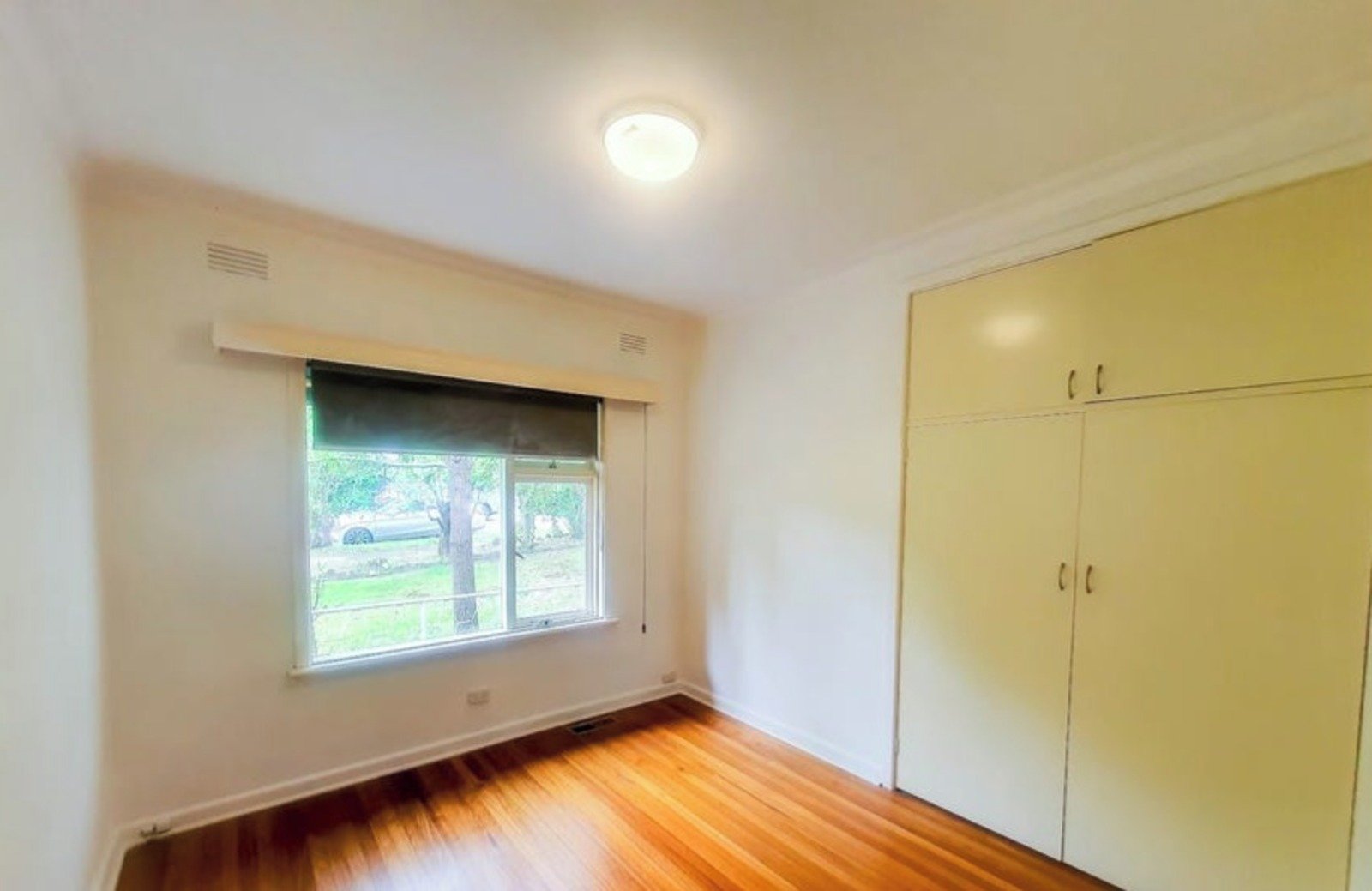 Gallery: 2 Aster Court