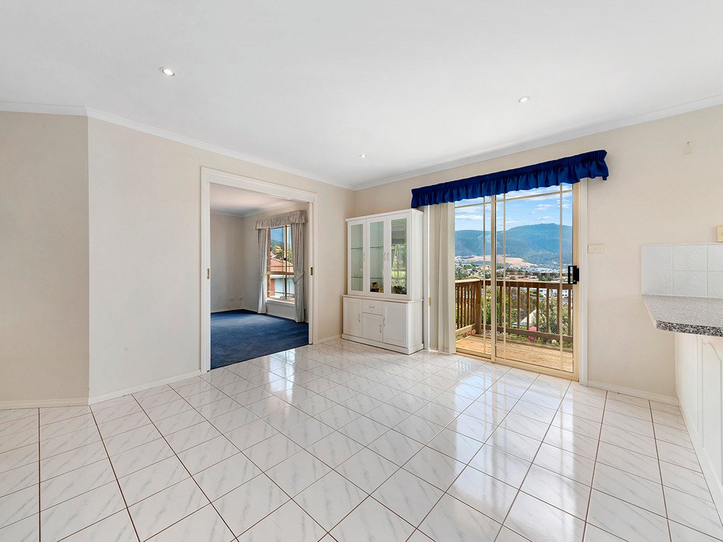 2 Atherton Avenue WEST MOONAH 5