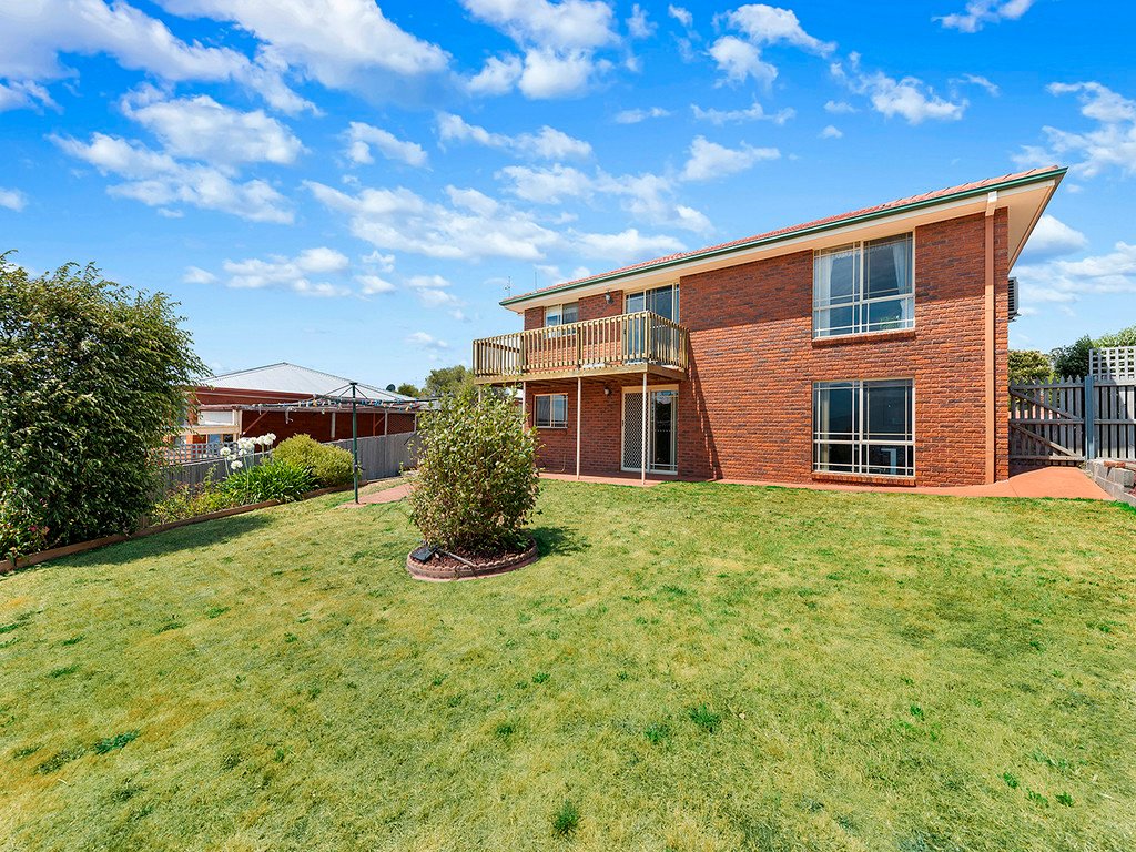 2 Atherton Avenue WEST MOONAH 18