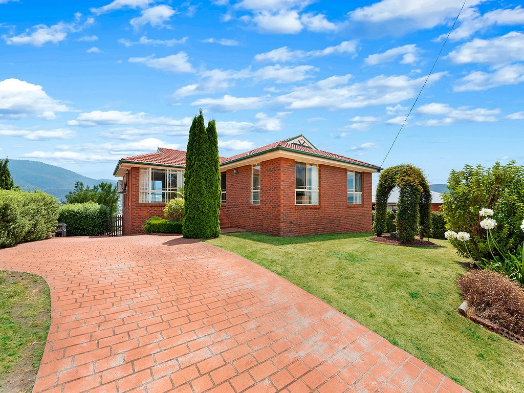 2 Atherton Avenue WEST MOONAH 19