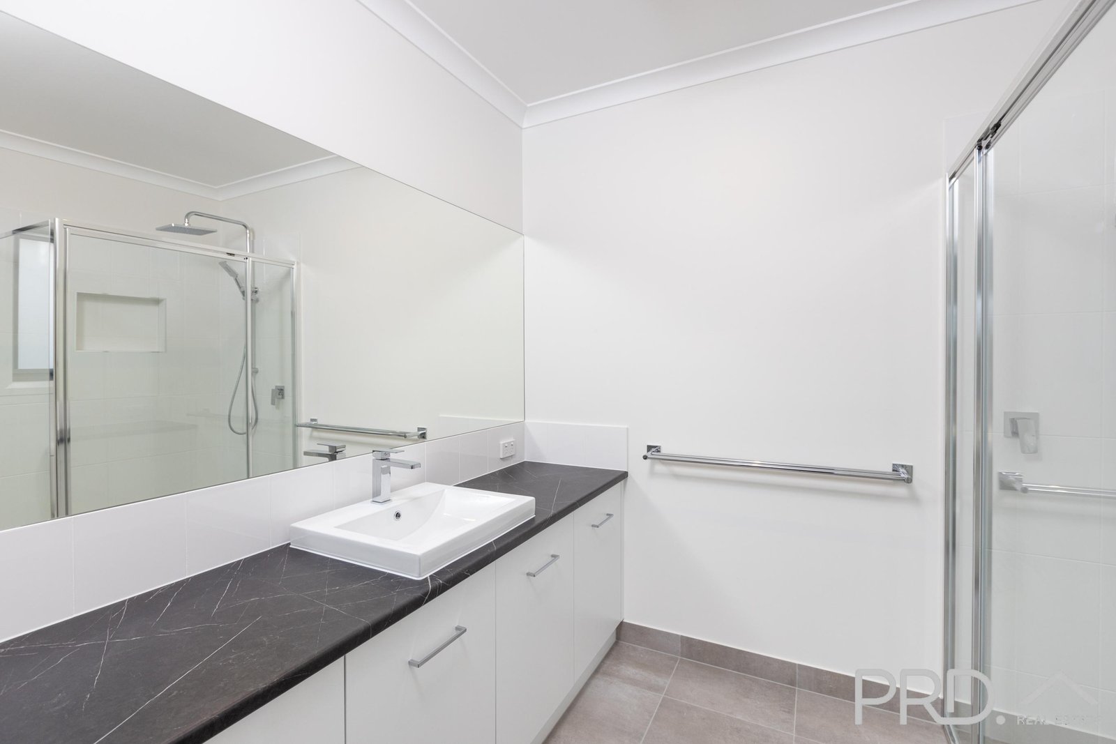 2 Azure Close IRYMPLE 9