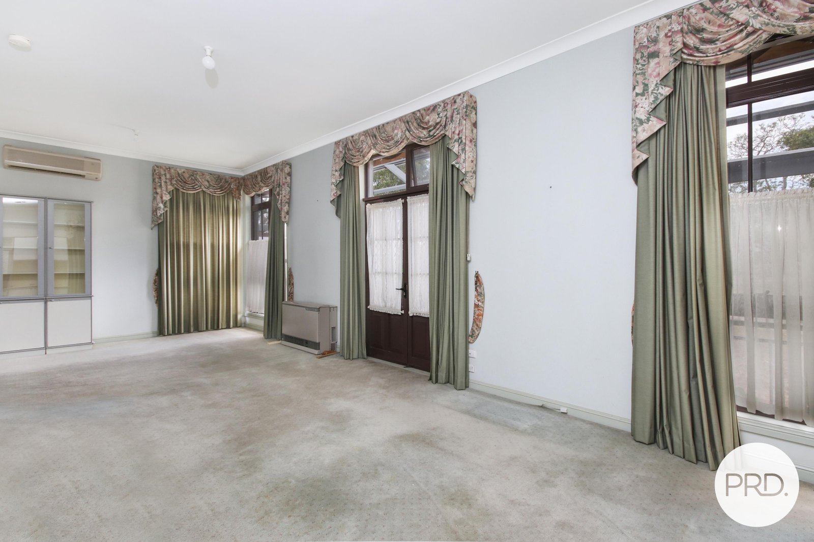 2 Baker Street OATLEY 2