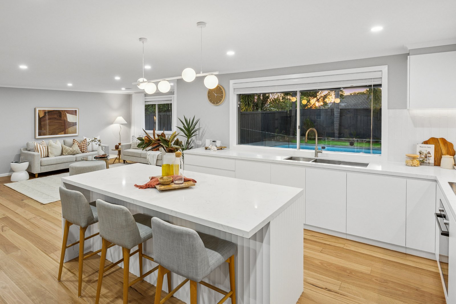 Gallery: 2 Balcombe Place